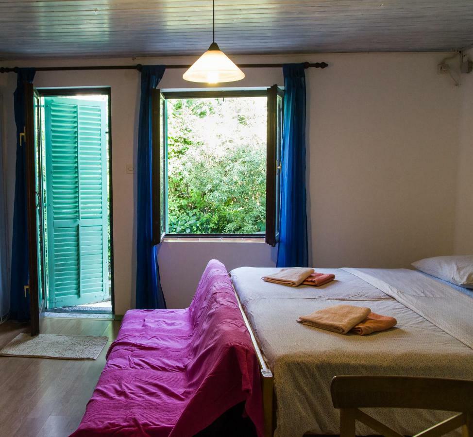 Appartement Karmen A à Veli Lošinj Extérieur photo